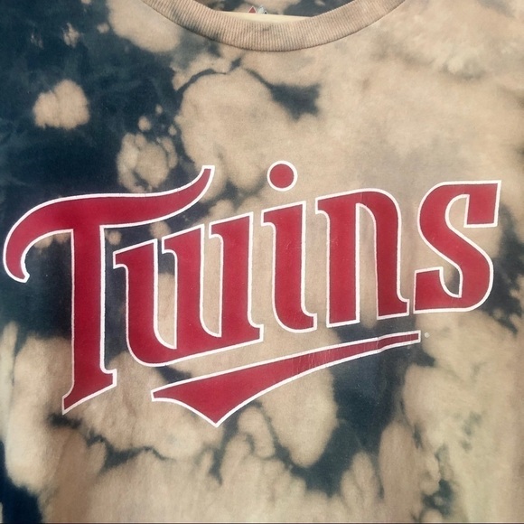 Minnesota Twins custom bleach reverse tie-dyed tee size large - Picture 6 of 10